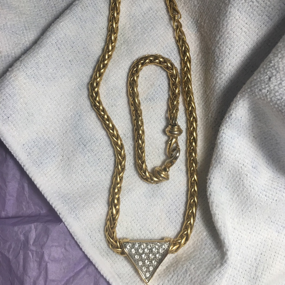 Necklace/pendant/bracelet